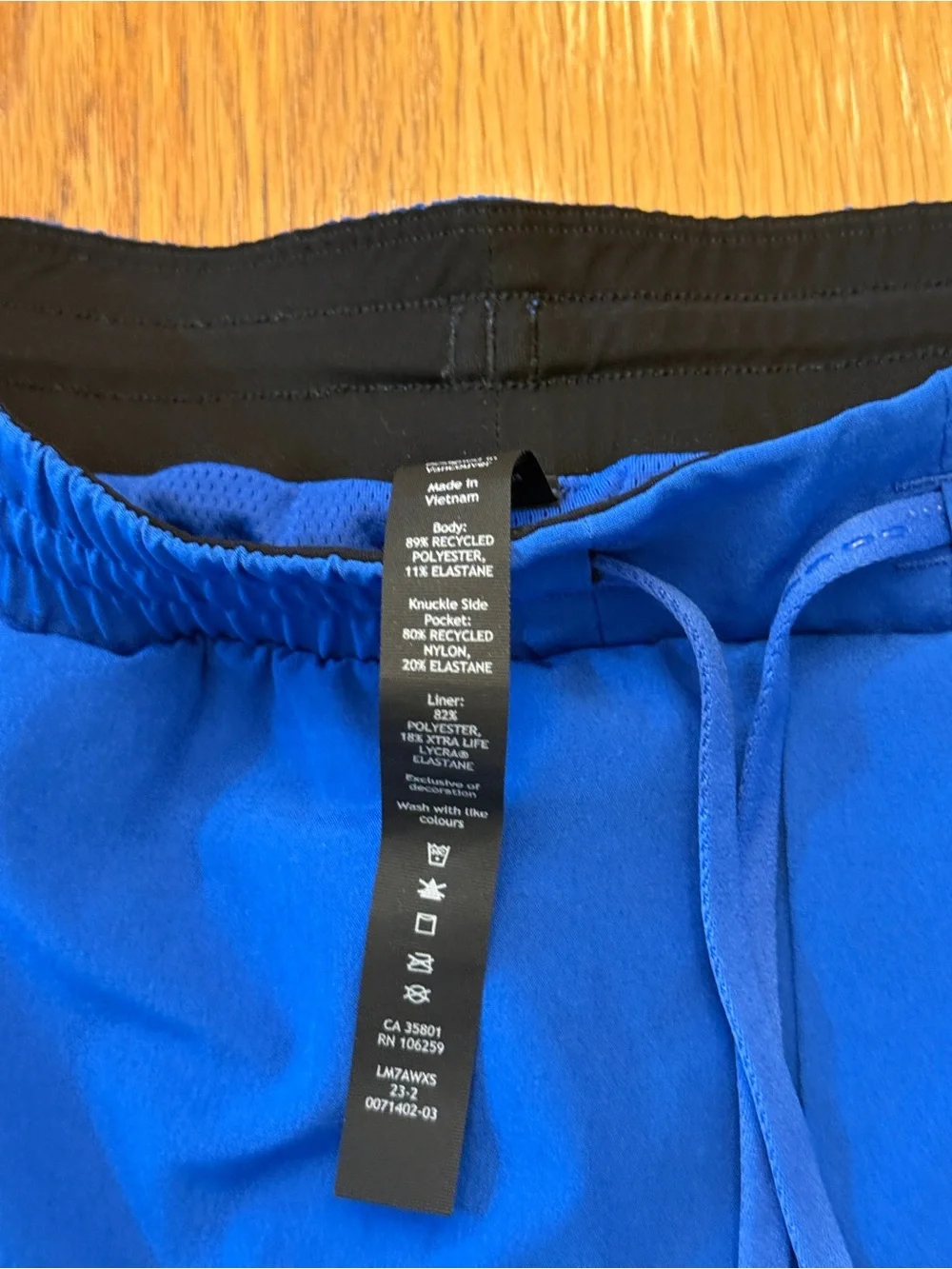 Lululemon Men's Swim Trunks Shorts Size L Blue 5.5